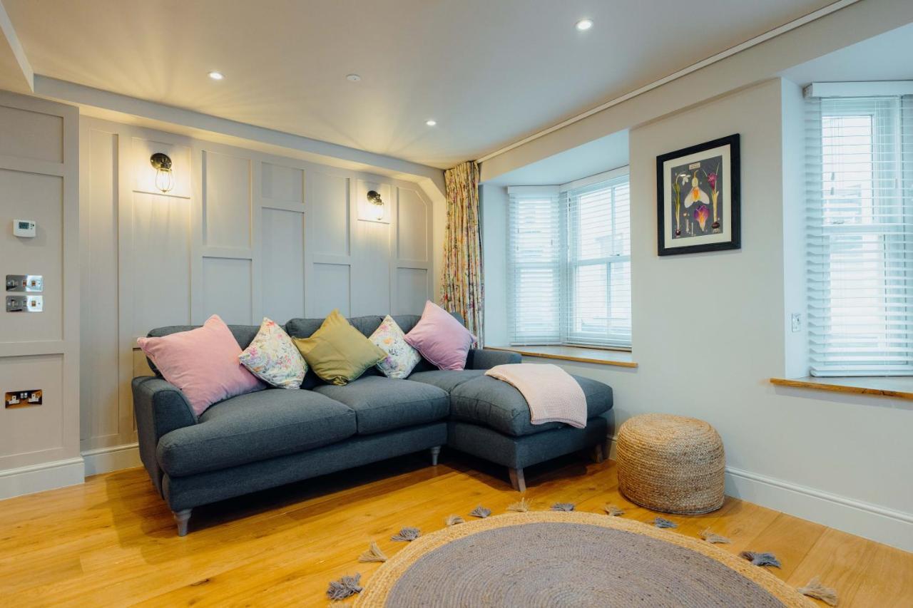 Luxury Sea-view In - Floral Corner Holiday home *
